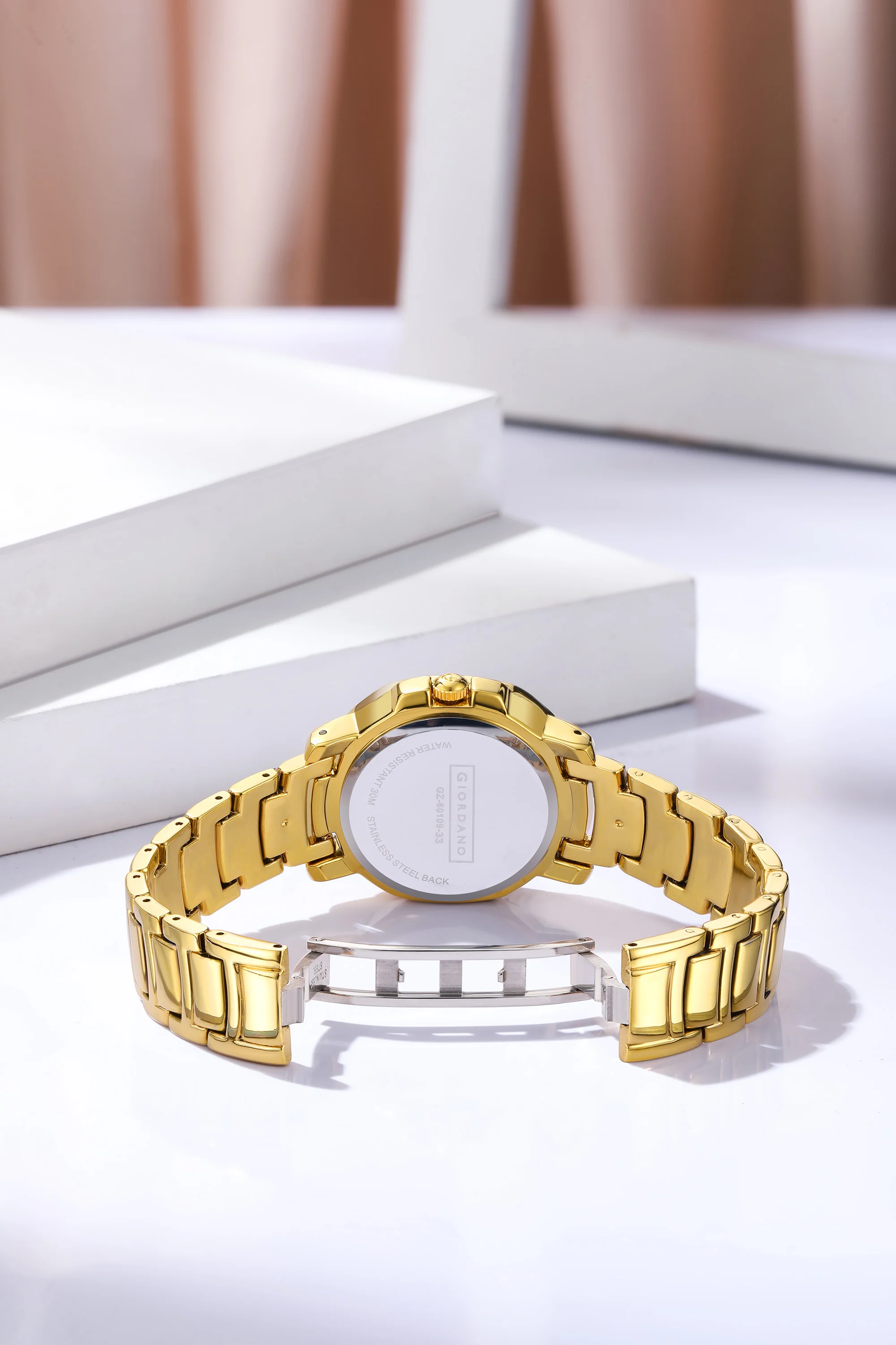 Giordano Analog dress Watch for Women with square dial , Crystal-Accented Bezel and stainless steel strap | GZ-60109-33 - Image 4