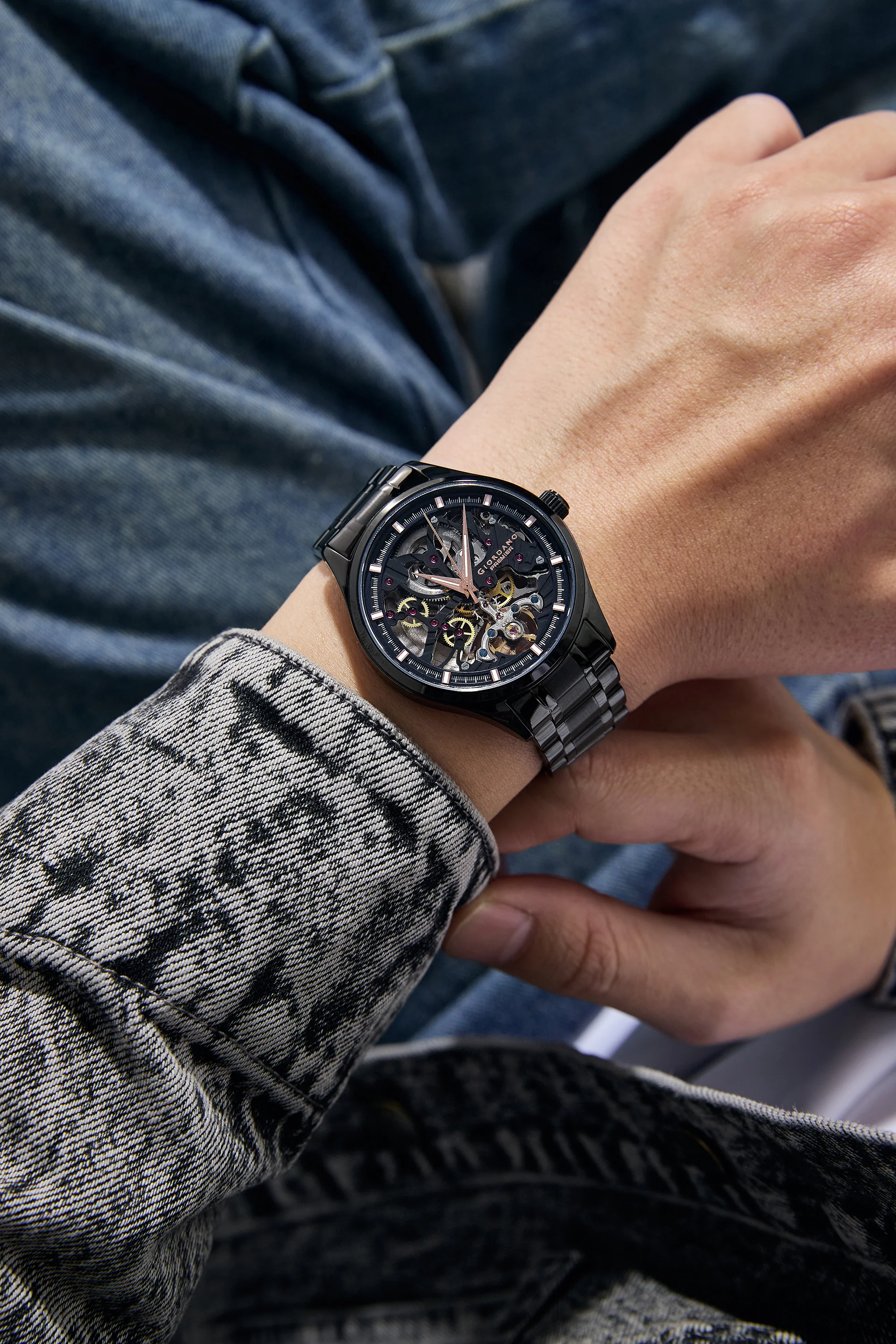 Giordano Automatic Watch for Men with Skeleton Round Black Dial, Luminous Hands and Markers, Black Stainless Steel Strap - GZ-50225-11 - Image 2