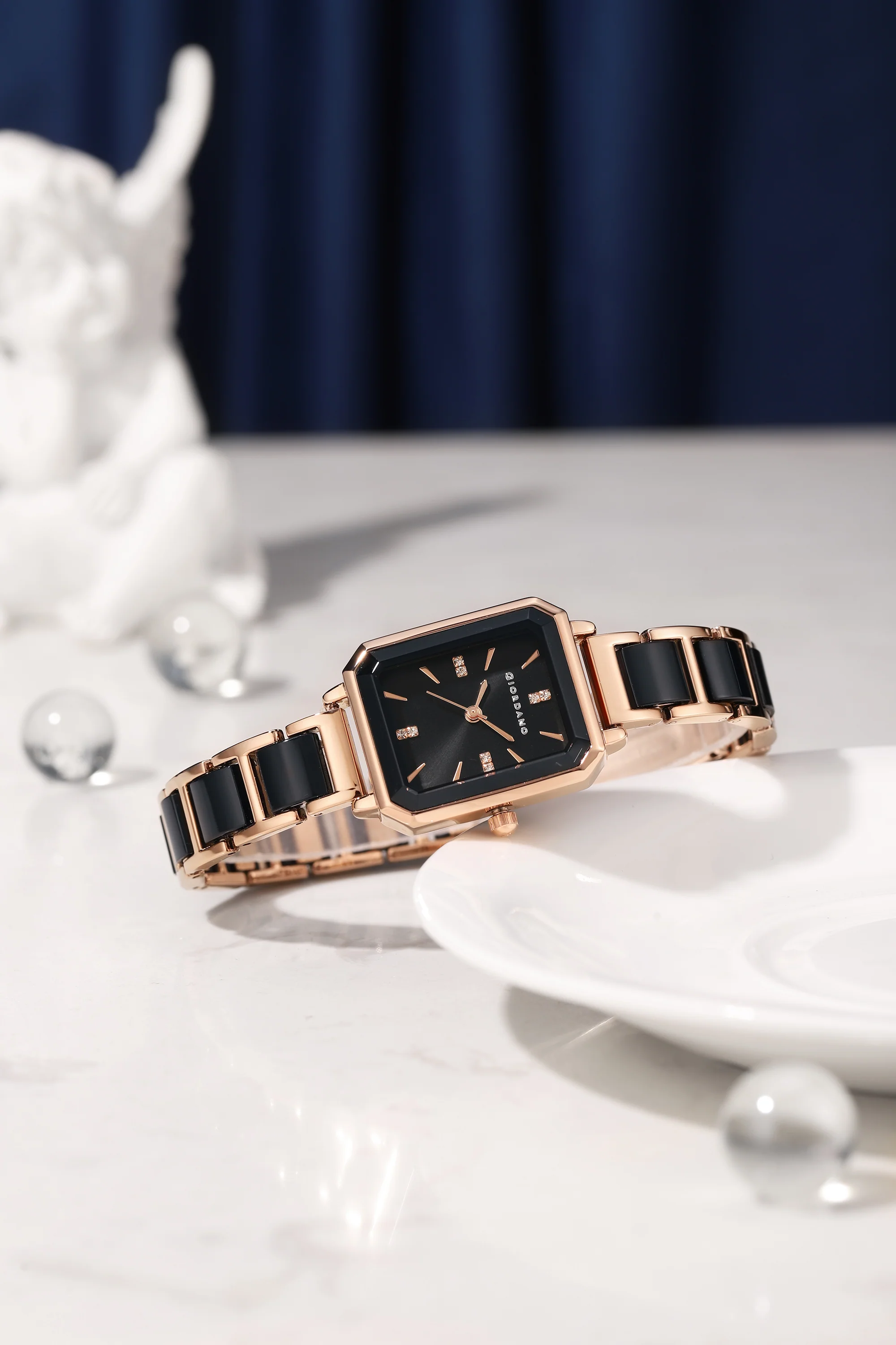 Giordano Classic Rectangular Dial Watch for women with Crystal Markers and dual tone stainless steel Strap GZ-60101-11 - Image 3