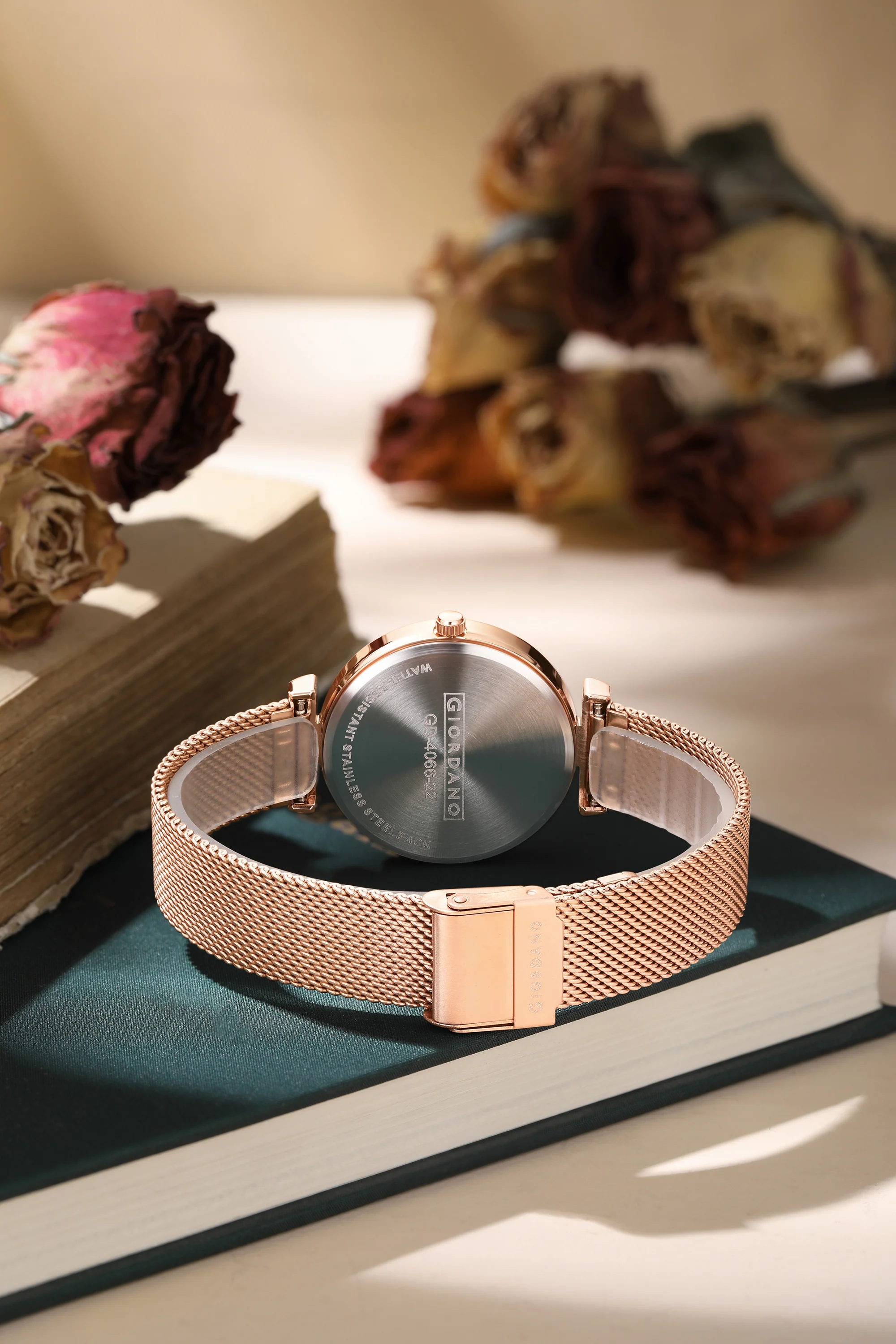 Giordano Eleganza Collection Analog Watch for Women with Crystal Studded Dial and Metallic Mesh Strap GD-4066-22 - Image 4