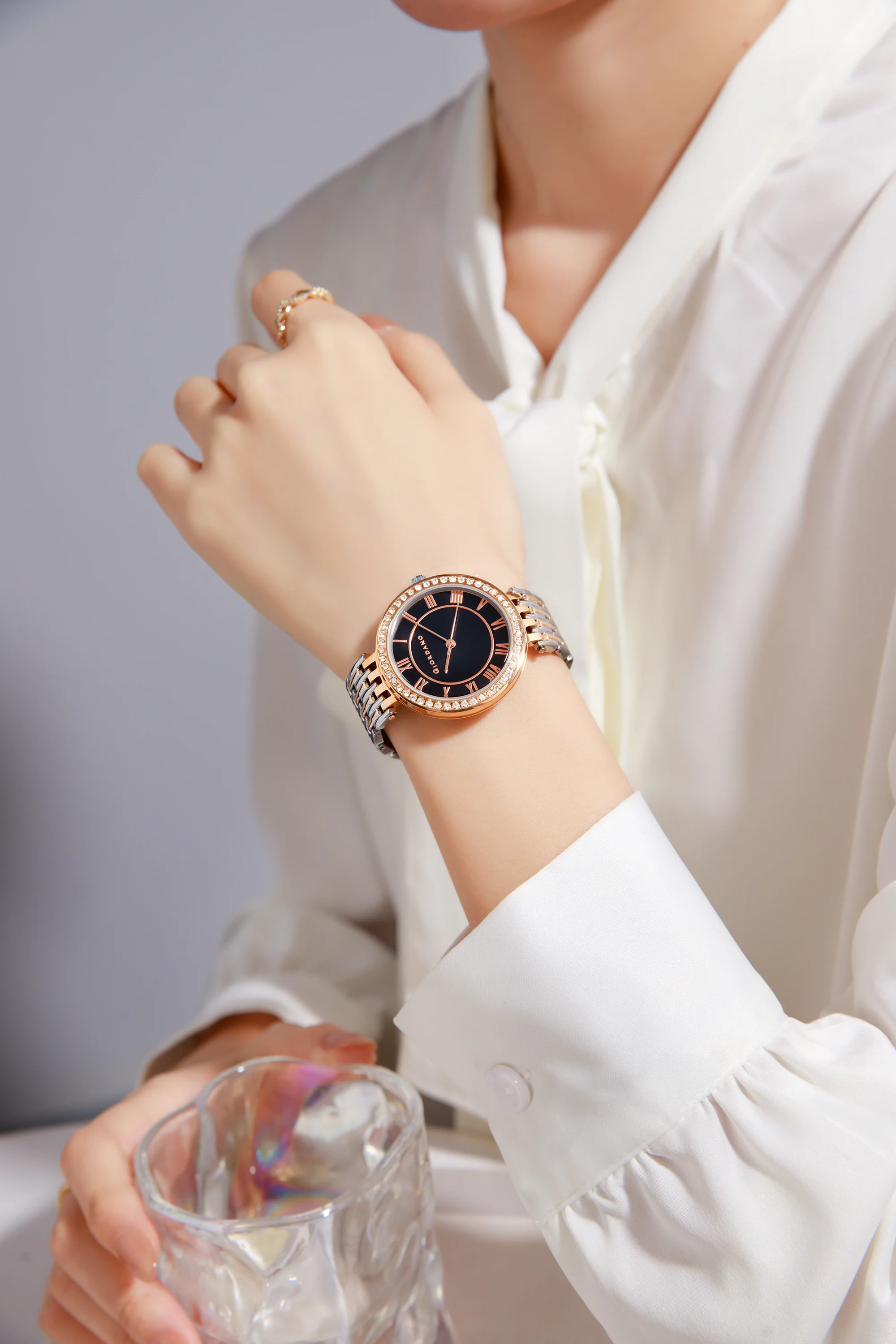 Giordano Eleganza Collection Watch for Women with Stainless Steel Strap and Crystal Embellished Bezel, Roman Numerals-A2083-44 - Image 2