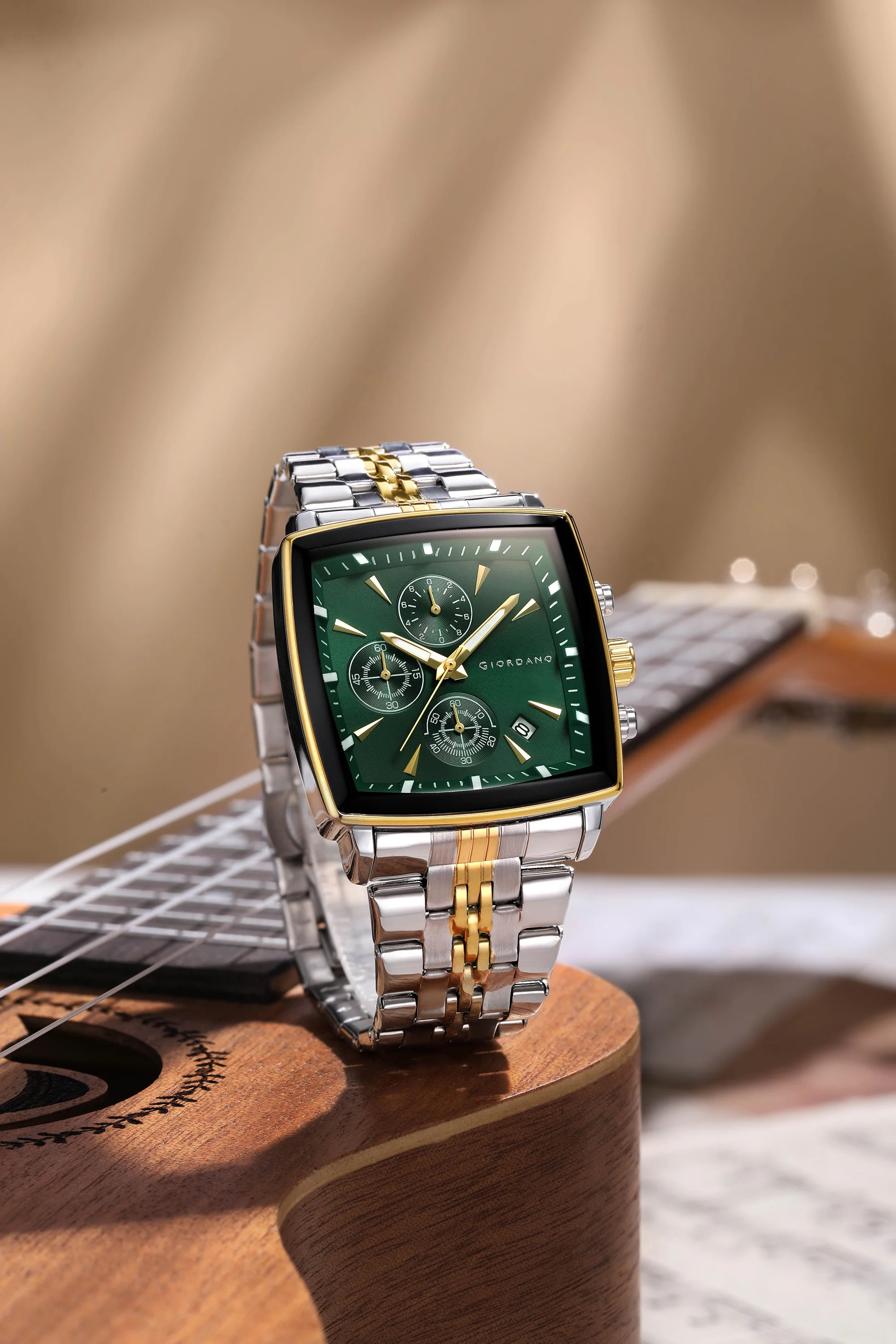 Giordano Multi Function Watch For Men With Square Green Dial, Stainless Steel Strap And Date Display GZ-50138-55 - Image 3